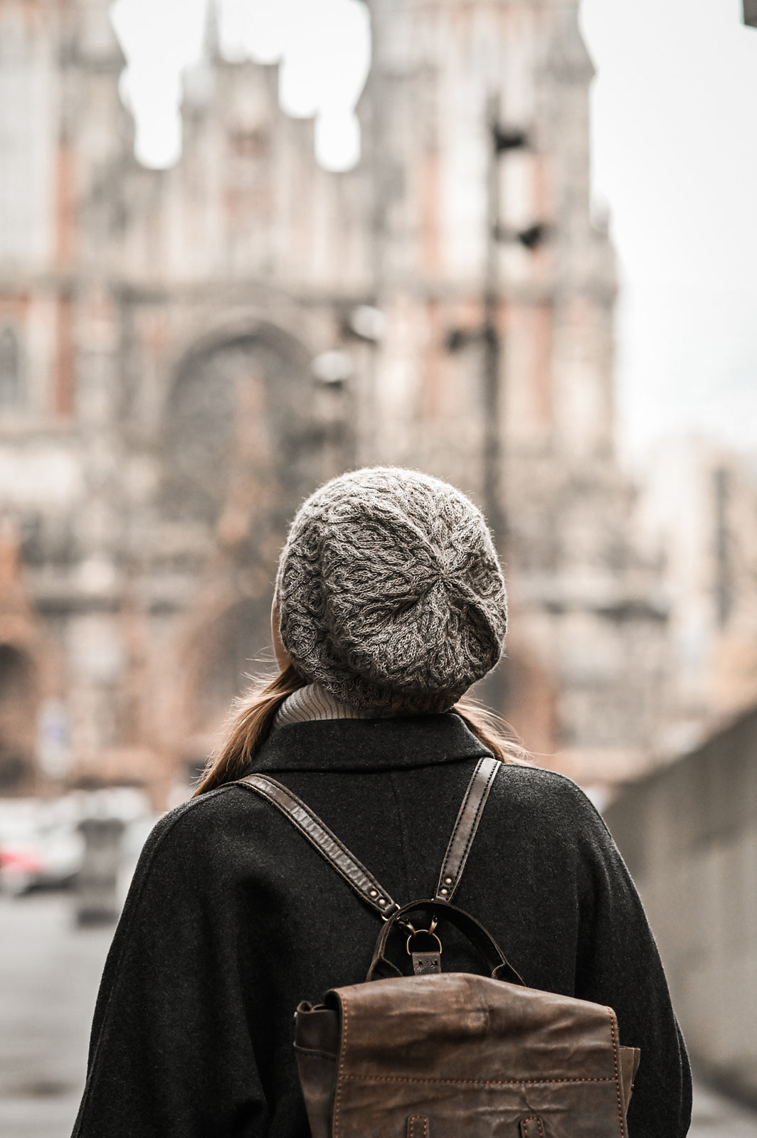 Опис вʼязання Old Town's Story Hat