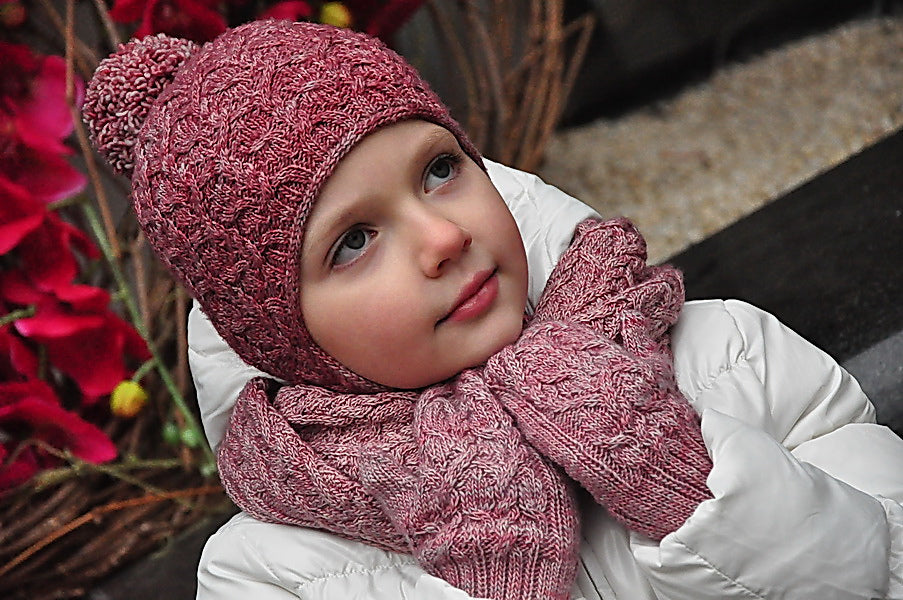 Опис вʼязання Autumn Whirlpool Mittens
