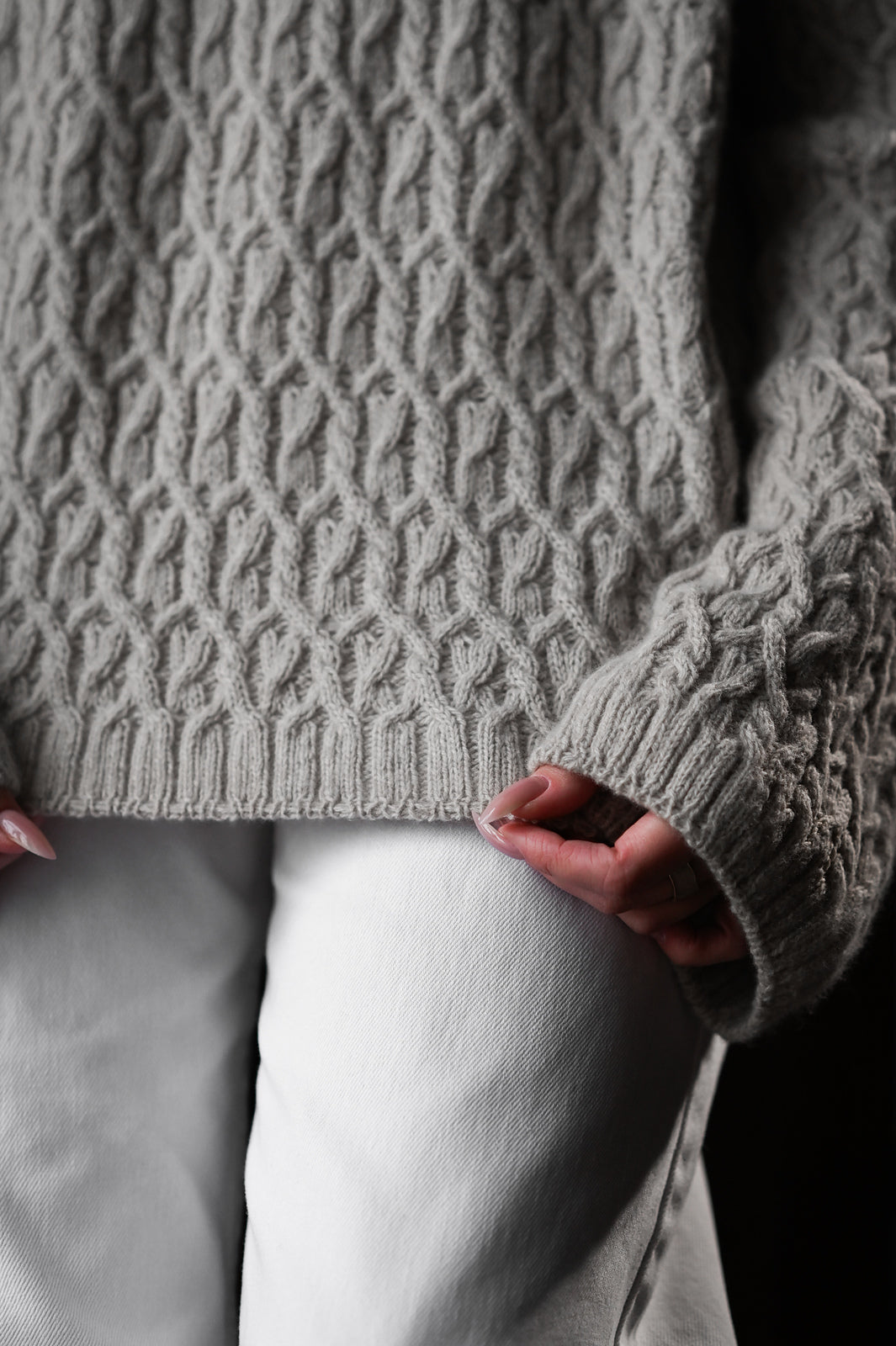 Опис вʼязання Vinca Sweater