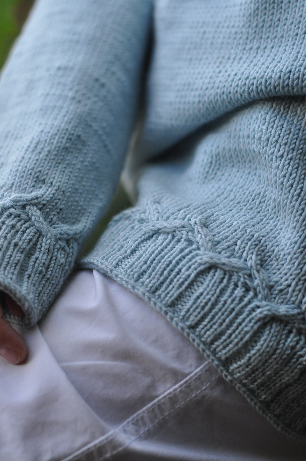 Fanciful Flower Sweater Knitting Pattern