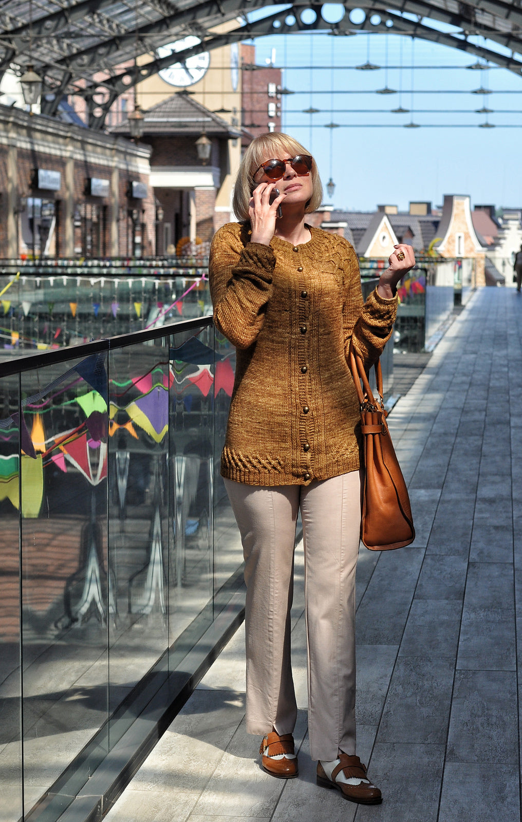 Опис вʼязання Ladies’ Vodograi Cardigan