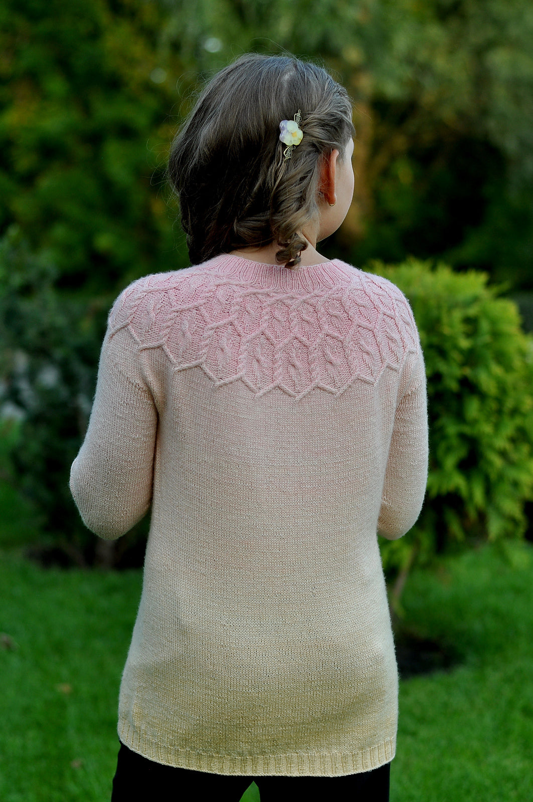 Опис вʼязання Autumn Whirlpool Sweater