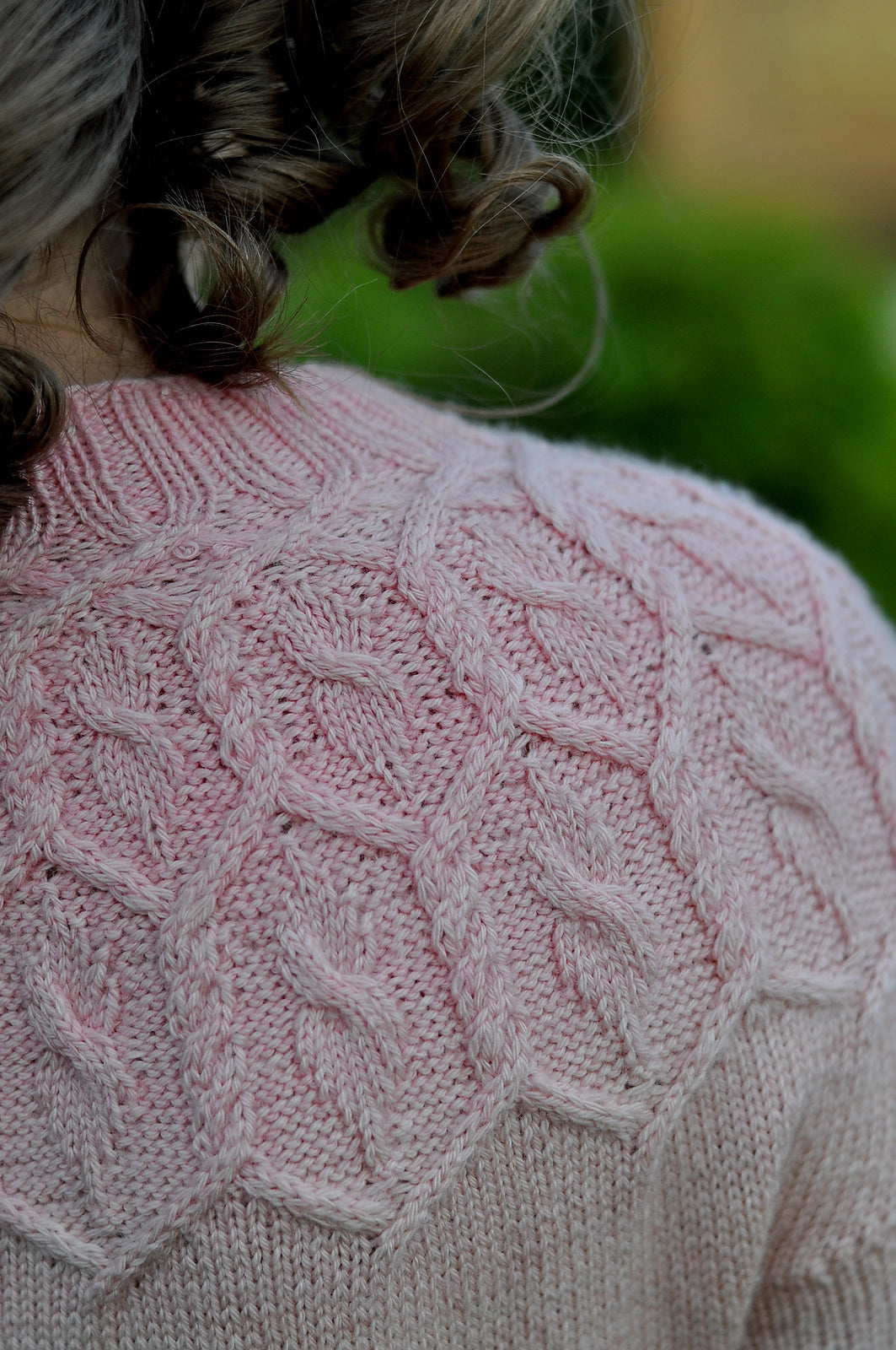 Опис вʼязання Autumn Whirlpool Sweater