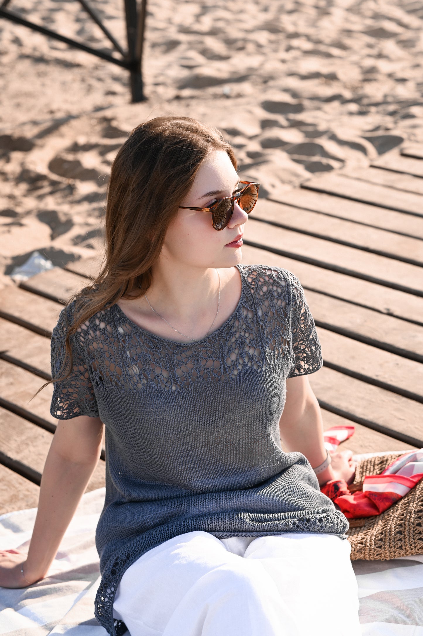 Silent Bloom Top Knitting Pattern