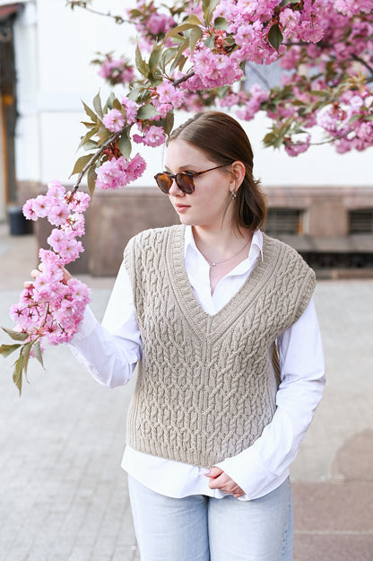 Опис вʼязання Vinca Vest