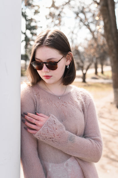 Опис вʼязання Mandry Roundtrip Pullover