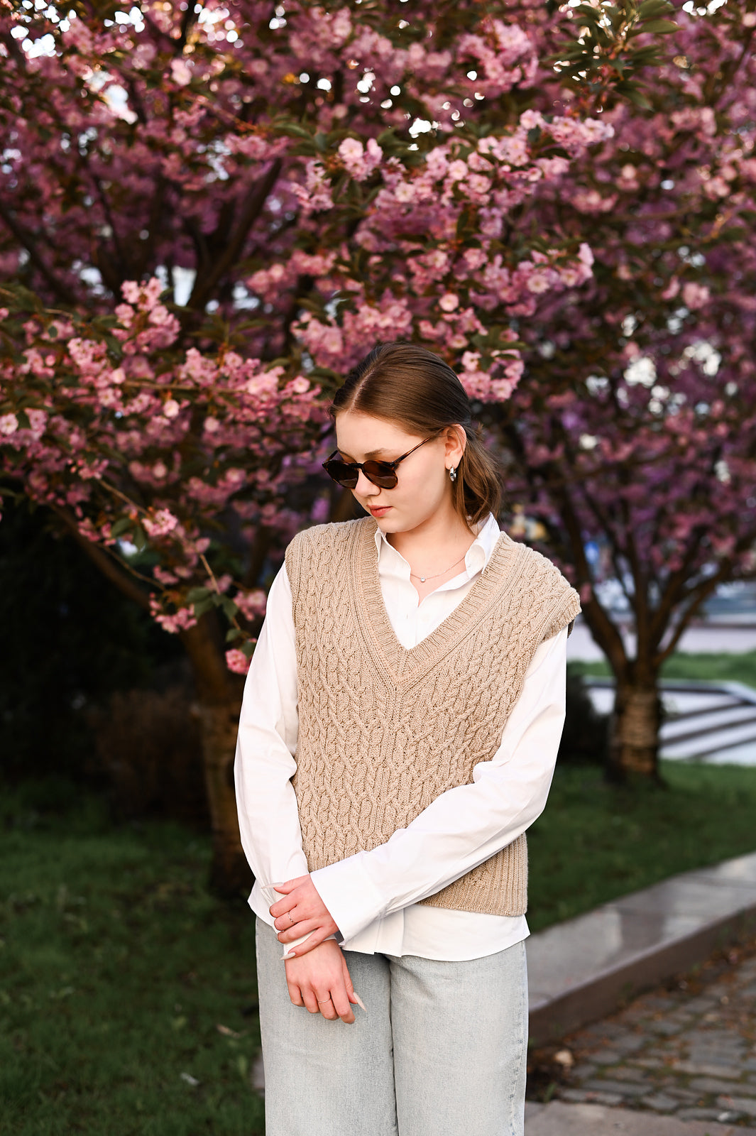 Опис вʼязання Vinca Vest