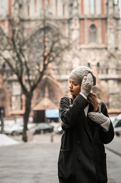 Old Town's Story Hat Knitting Pattern