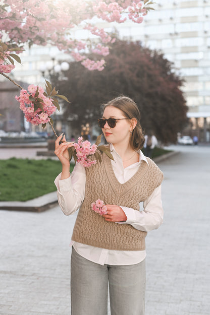 Опис вʼязання Vinca Vest