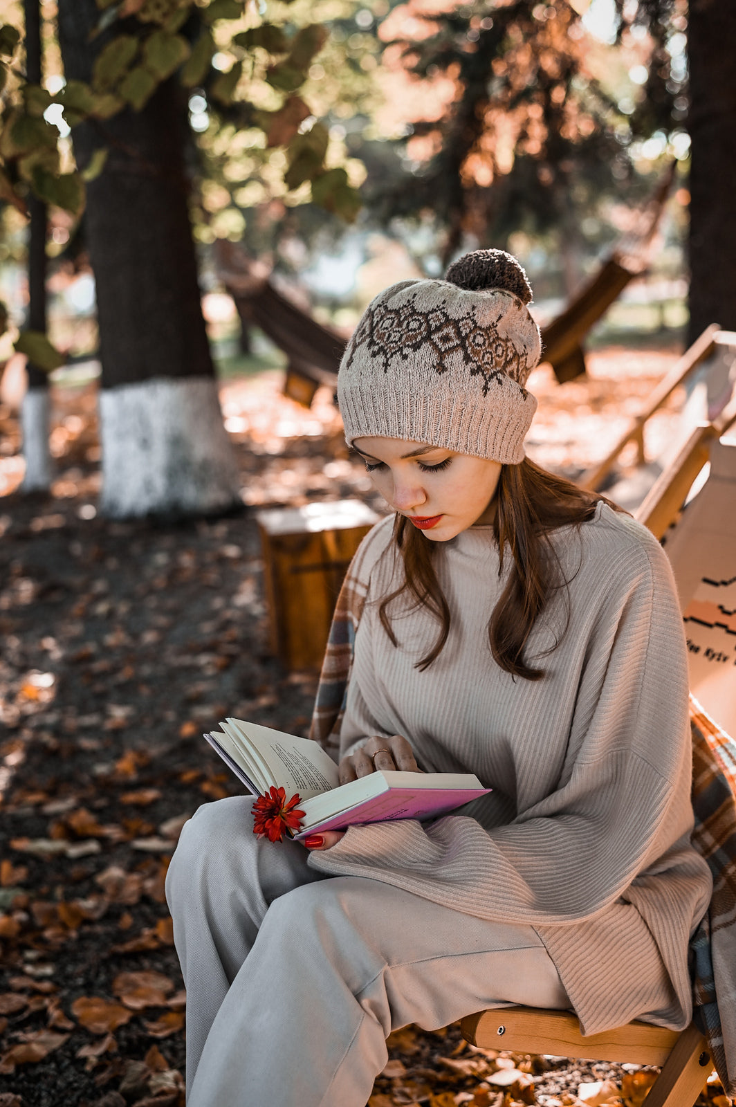 Guell Hat Knitting Pattern