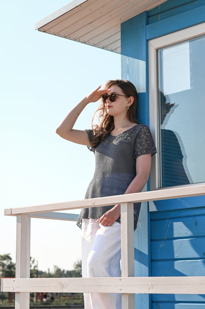 Silent Bloom Top Knitting Pattern